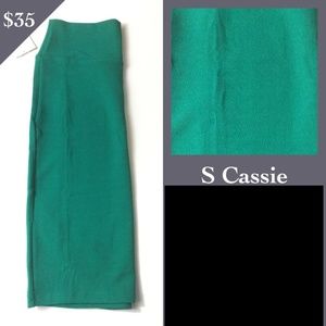 Lularoe Cassie Pencil Skirt NWT  *Bundle and Save*